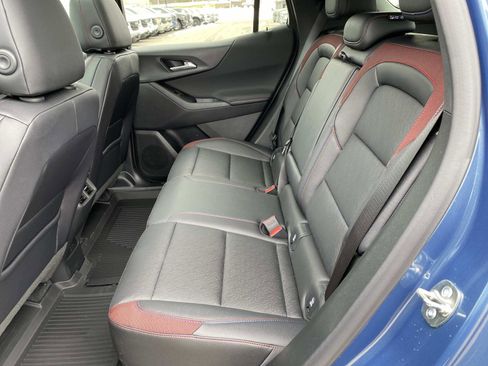 New 2026 Chevrolet Equinox RS w/ Convenience Package III AWD/4WD image 7