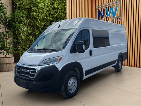Used 2023 RAM ProMaster 3500 FWD image 3