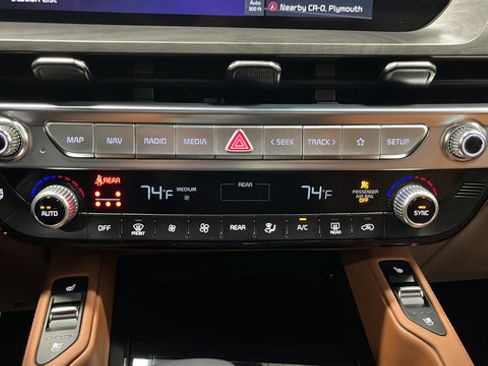 Used 2024 Kia Telluride SX Prestige X-Line AWD/4WD image 18