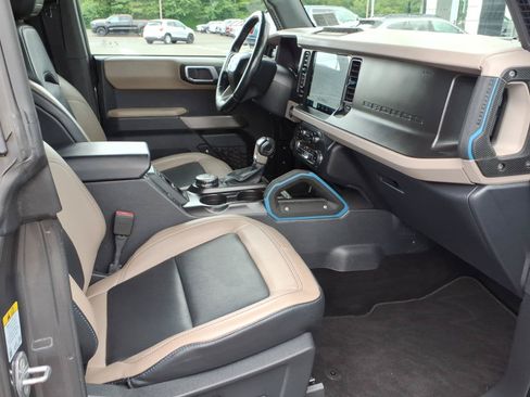 Used 2022 Ford Bronco Wildtrak AWD/4WD image 29