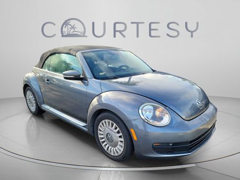 Used 2014 Volkswagen Beetle 2.5 FWD image 4