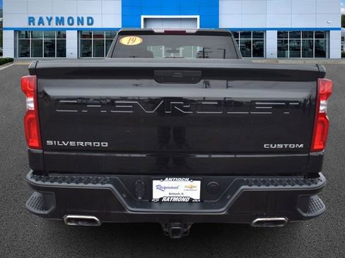 Certified 2019 Chevrolet Silverado 1500 Custom w/ Custom Convenience Package image 4
