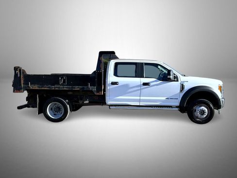 Used 2017 Ford F550 4x4 Crew Cab Super Duty image 4