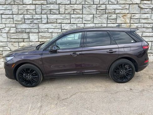 Used 2023 Lincoln Corsair AWD w/ Equipment Group 101A image 3