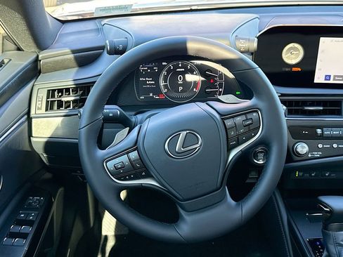New 2025 Lexus ES 350 image 28