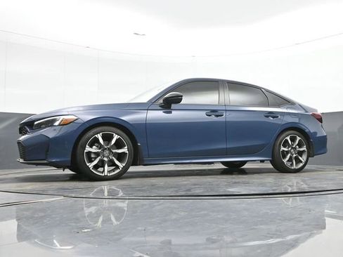 Used 2025 Honda Civic Sport image 16