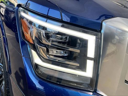 Used 2023 Nissan Titan Platinum Reserve w/ Moonroof Package image 26