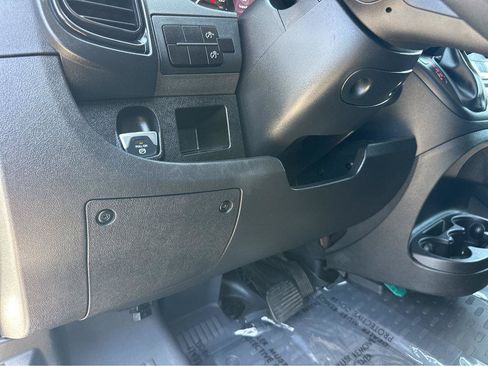 Used 2023 RAM ProMaster 2500 FWD image 30
