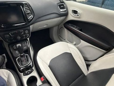 Used 2020 Jeep Compass Limited AWD/4WD image 25