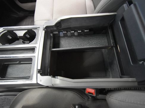 Used 2020 Ford F150 XLT w/ Equipment Group 302A Luxury AWD/4WD image 21