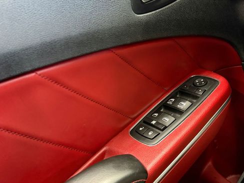 Used 2015 Dodge Charger R/T Scat Pack w/ Technology Group image 18