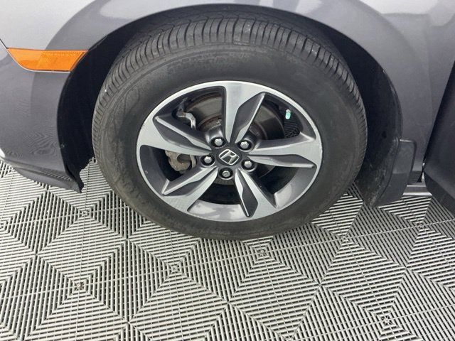 Used 2018 Honda Odyssey Touring image 17