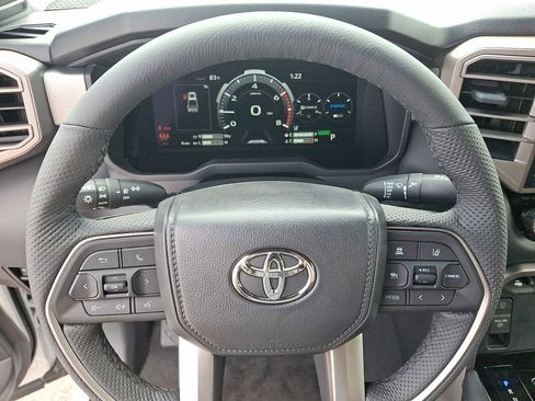 New 2026 Toyota Tundra Limited AWD/4WD image 17