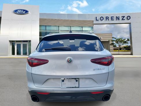 Used 2023 Alfa Romeo Stelvio Sprint RWD image 6
