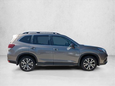 Used 2023 Subaru Forester Limited w/ Popular Package #2 AWD/4WD image 4