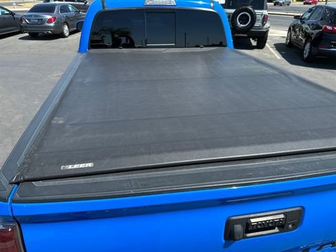 Used 2021 Toyota Tacoma TRD Sport w/ Technology Package RWD image 14