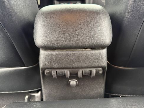 Used 2014 Jeep Wrangler Unlimited Rubicon w/ Dual Top Group image 32