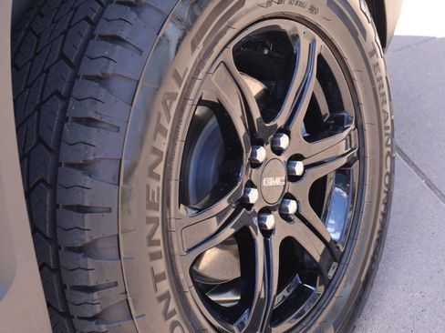Certified 2023 GMC Acadia AT4 w/ LPO, Floor Liner Package AWD/4WD image 49