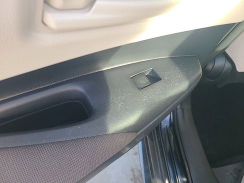 Used 2023 Toyota Corolla LE image 15