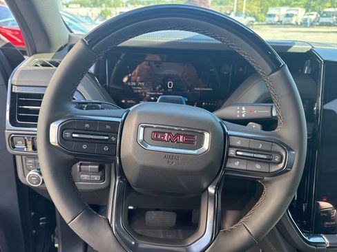 New 2025 GMC Yukon XL AT4 w/ AT4 Premium Plus Package image 16