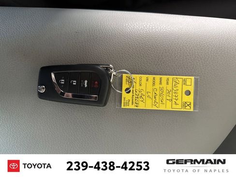 Used 2018 Toyota Camry LE image 21