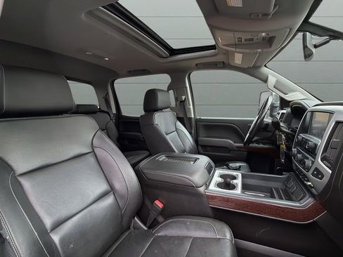 Used 2019 GMC Sierra 3500 SLT image 27