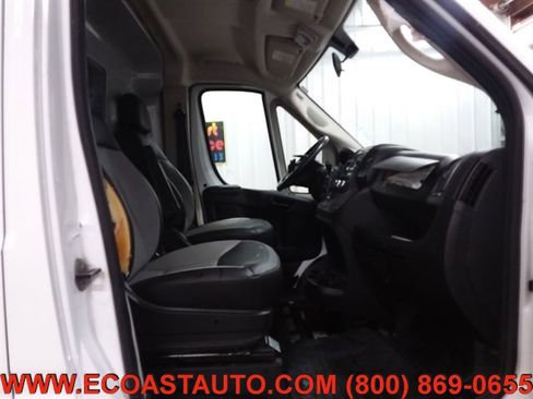 Used 2018 RAM ProMaster 2500 image 12