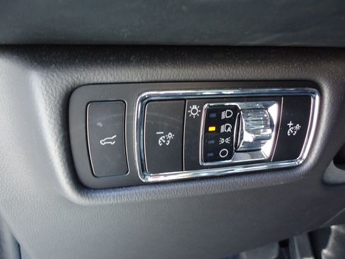 Used 2023 Lincoln Aviator AWD w/ Premium Package image 14