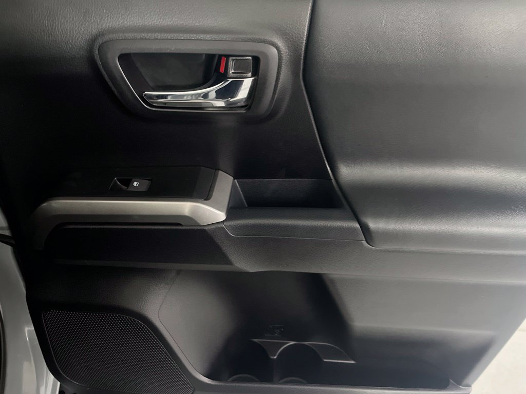 Used 2019 Toyota Tacoma Limited AWD/4WD image 57