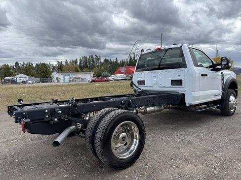 Certified 2024 Ford F450 XL image 3