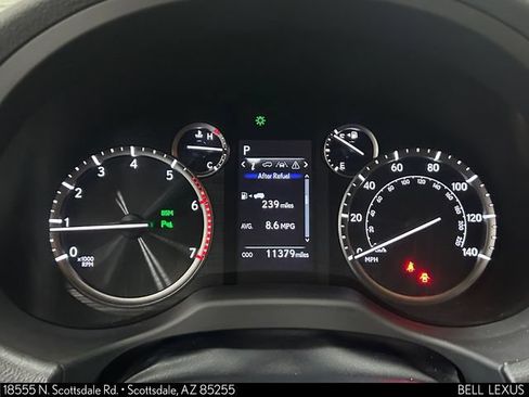 Used 2023 Lexus GX 460 Premium w/ Accessory Package AWD/4WD image 33