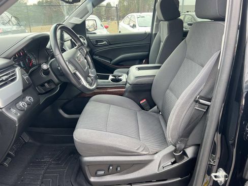 Used 2020 GMC Yukon SLE image 9