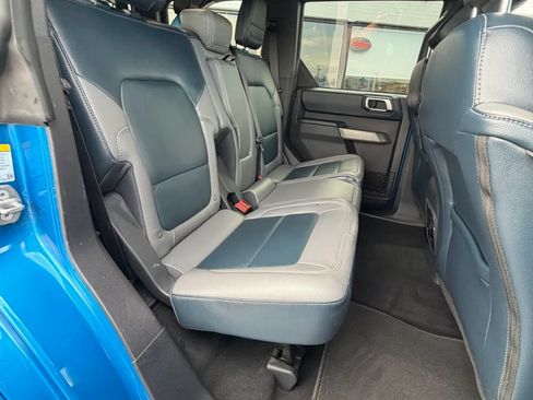 Used 2022 Ford Bronco Outer Banks AWD/4WD image 15