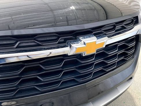 Used 2025 Chevrolet Trax LT FWD image 30