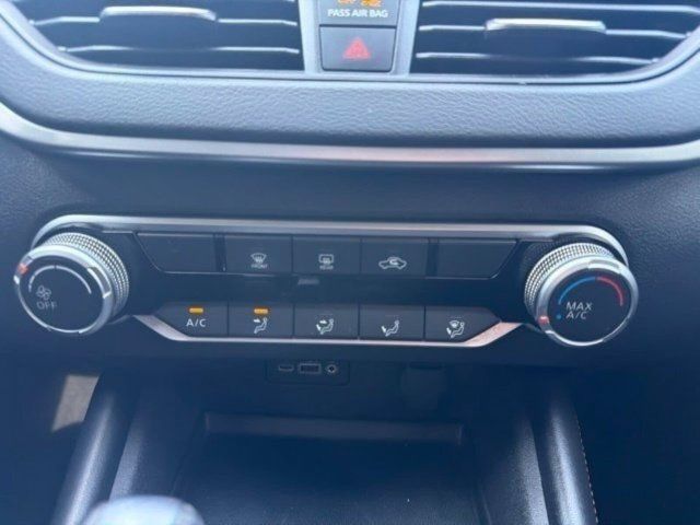 Used 2021 Nissan Altima 2.5 SR FWD image 26