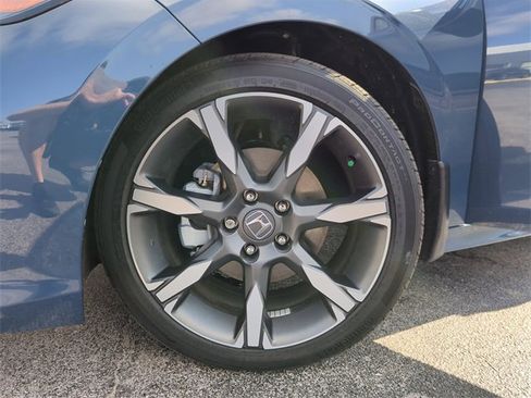 Used 2025 Honda Civic Sport image 43