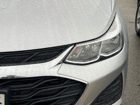 Used 2019 Chevrolet Cruze LS w/ LS Convenience Package image 11