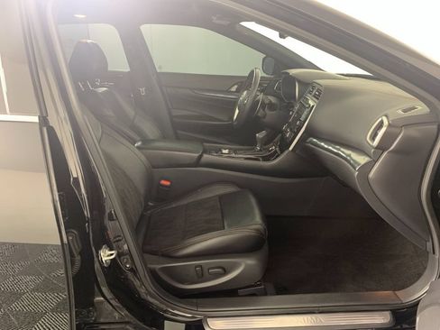 Used 2023 Nissan Maxima SR w/ Sport Mat Group FWD image 40