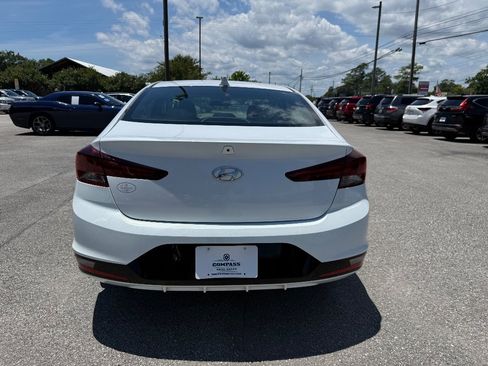 Used 2020 Hyundai Elantra SEL w/ Cargo Package (C1) FWD image 3
