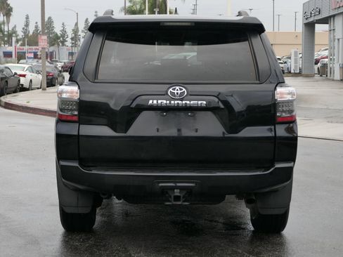 Used 2024 Toyota 4Runner SR5 image 4