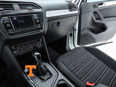 Used 2023 Volkswagen Tiguan S image 23