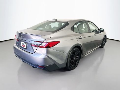 Used 2026 Toyota Camry SE w/ Multimedia Upgrade Package FWD image 5