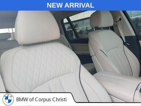 Used 2020 BMW X7 xDrive40i w/ Premium Package AWD/4WD image 18