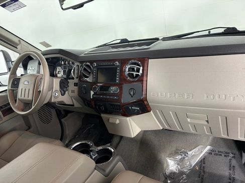 Used 2010 Ford F350 4x4 Crew Cab Super Duty image 33