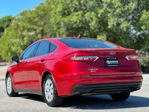 Used 2020 Ford Fusion S FWD image 7