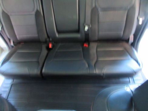 Used 2025 Ford F150 Raptor AWD/4WD image 42