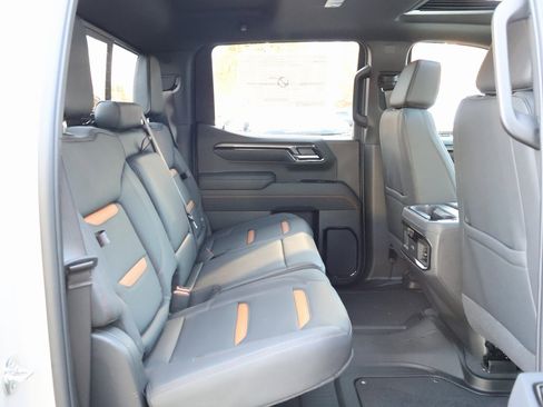 New 2026 GMC Sierra 1500 AT4 w/ AT4 Premium Package image 42