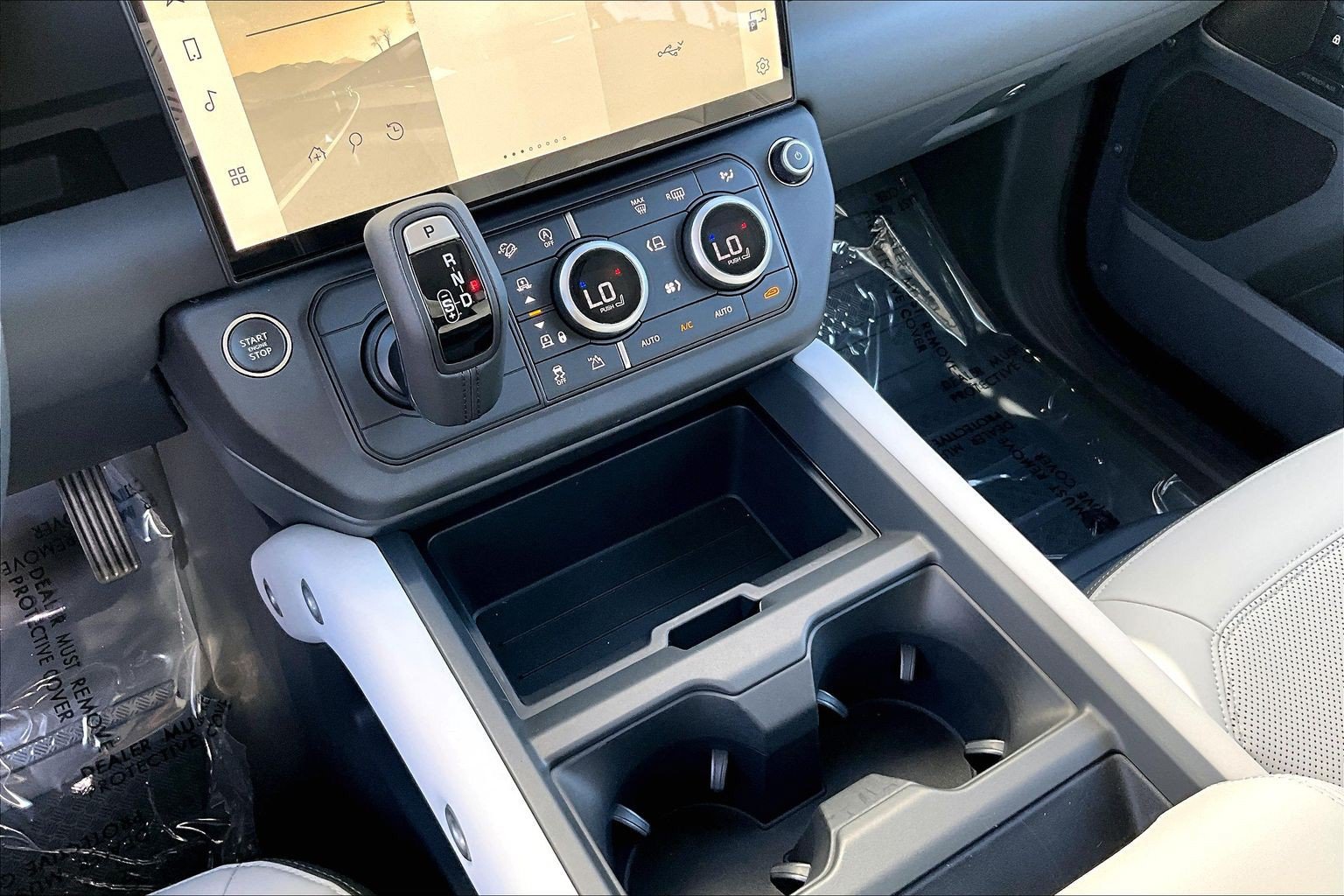 New 2026 Land Rover Defender 110 S AWD/4WD image 8