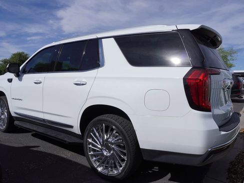 Used 2023 GMC Yukon SLT RWD image 5