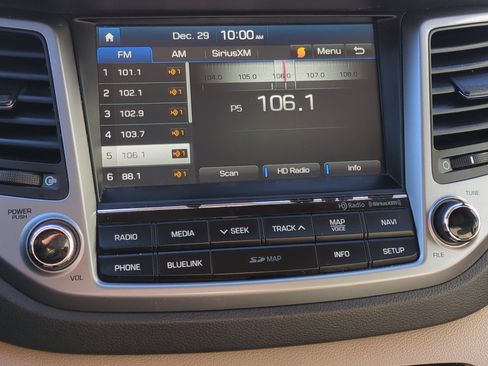 Used 2016 Hyundai Tucson Limited image 27